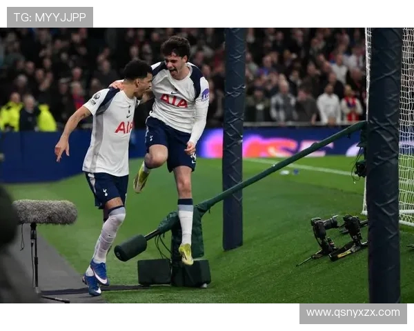 英超球队水晶宫的官方网站与球迷资源介绍 英超球队水晶宫的官方网站与球迷资源介绍