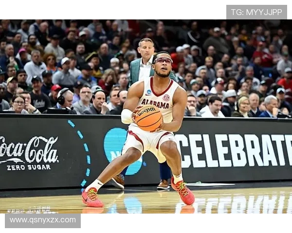 开拓者队宣布与后卫克里斯扬布拉德及前锋贾森肯特签署双向合同消息